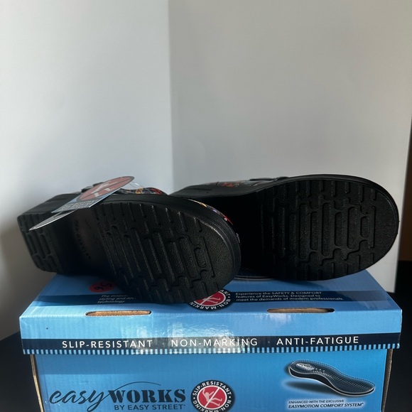 Easy Works by Easy Street size 8 - Picture 2 of 2